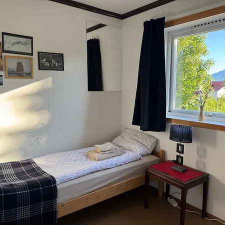 בית אירוח Lofoten Light *