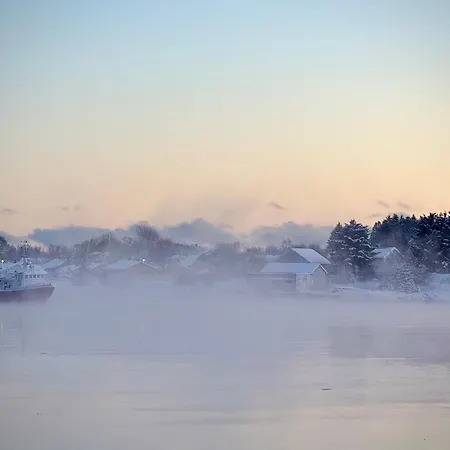 בית אירוח Lofoten Light *