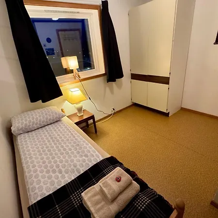 Lofoten Light - Private With Shared Facilities Accommodatie bij particulieren