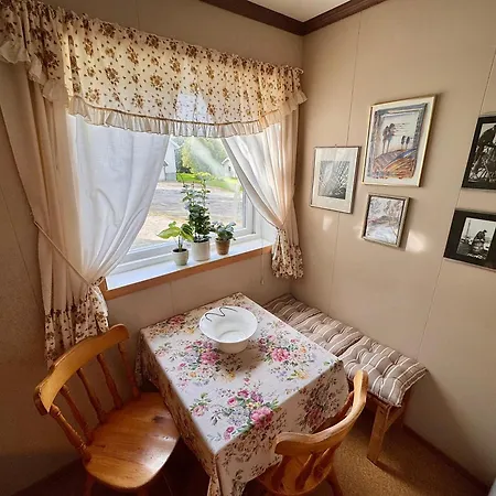 Lofoten Light - Private With Shared Facilities 홈스테이 Gravdal (Vestvagoy)