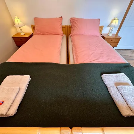 Lofoten Light - Private With Shared Facilities *